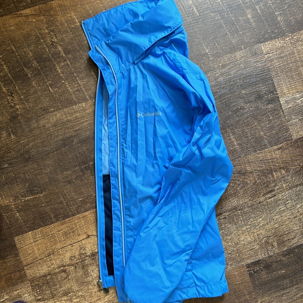 Columbia windbreaker